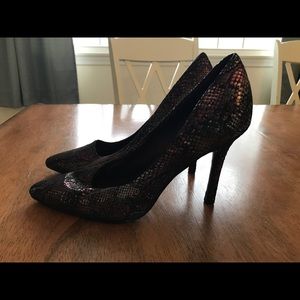 BCBG 8.5 Heels